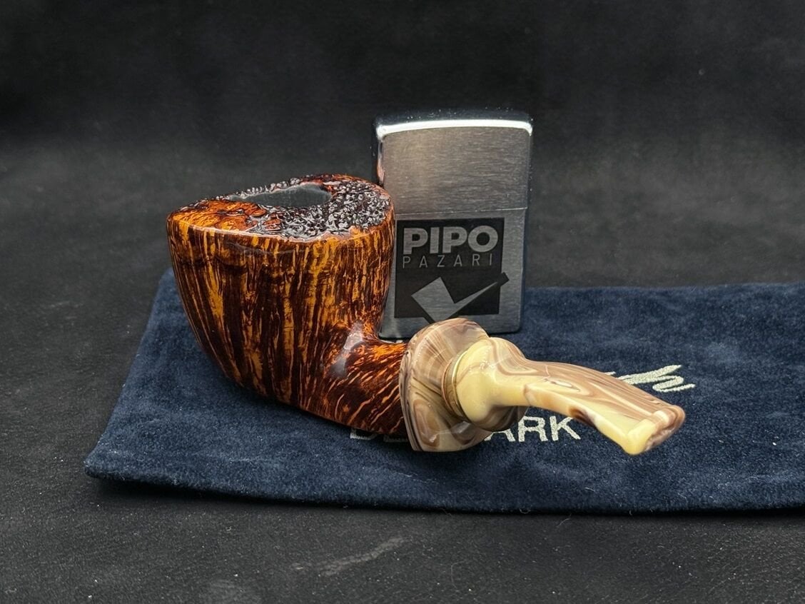 PEDER JEPPESEN NEERUP STRUCTURE GR5- Kremle Taçlanan Derinlikli Bir Gövde