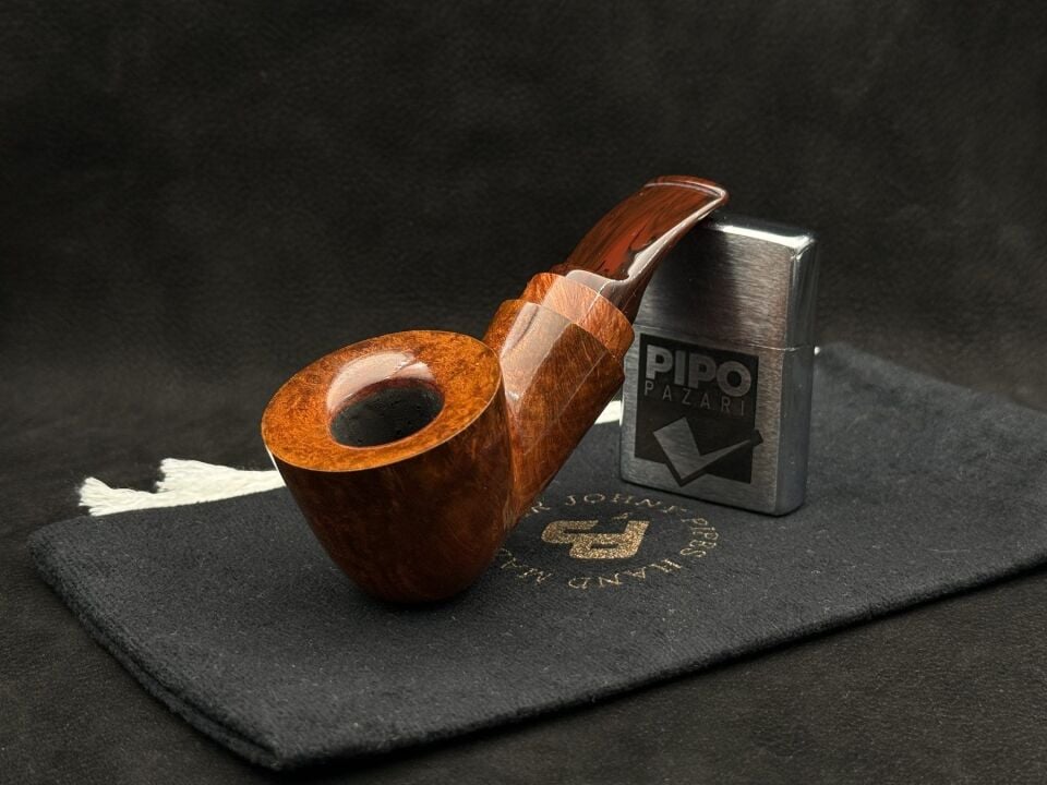 JOHNY PIPES REVERSE CALABASH HANDMADE 402 - Modern Hava Akışı, Doğal Zarafet