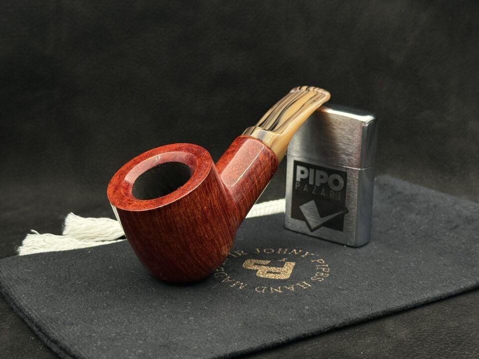 JOHNY PIPES REVERSE CALABASH 422 - Tekrar Etmeyen Bir Atölye İstikrarı