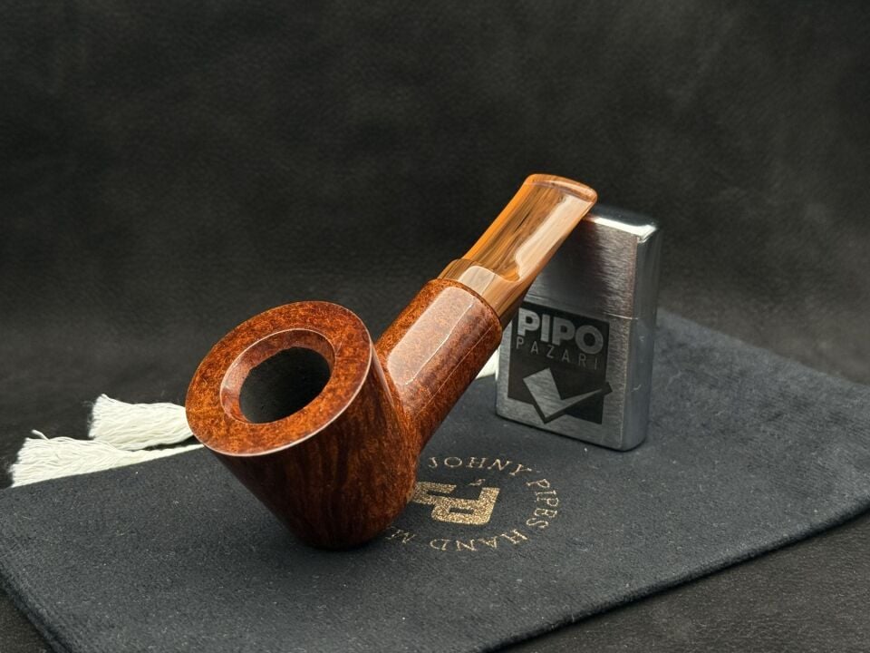 JOHNY PIPES REVERSE CALABASH 423 - Formda Gizlenen Mühür