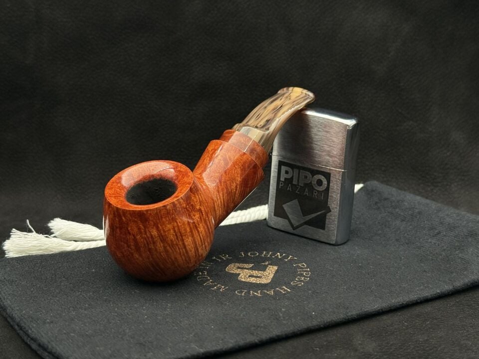 JOHNY PIPES REVERSE CALABASH HANDMADE 403 - Sessiz Çeperde Yön Bulan Tasarım