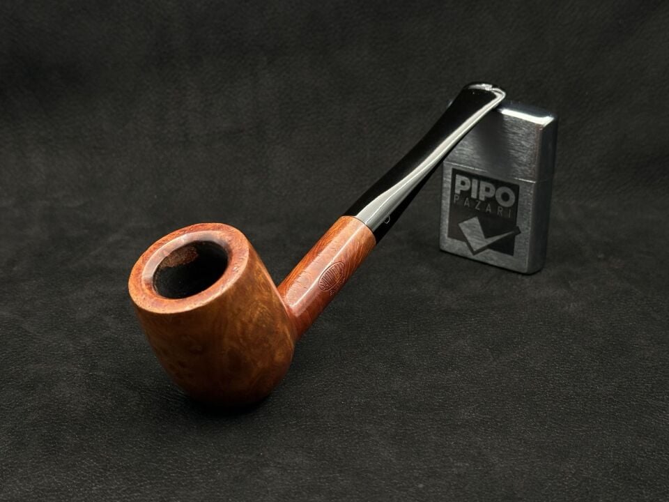 SAVINELLI EXTRA 128 BILLARD | İtalyan Geleneğinin Zamansız Yorumu