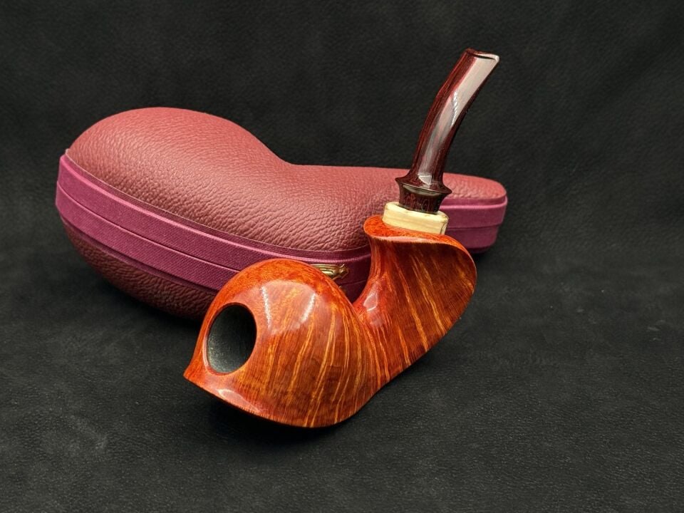 SABAHATTİN URGAN - SU PIPES - FREEHAND BRIAR PİPO | Akışkan Form Yorumu