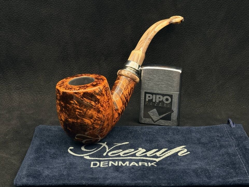 Peder Jeppesen - Neerup Classic GR2 Bent Smooth Pipo  | Krem Ağızlık & Parlak Yüzey