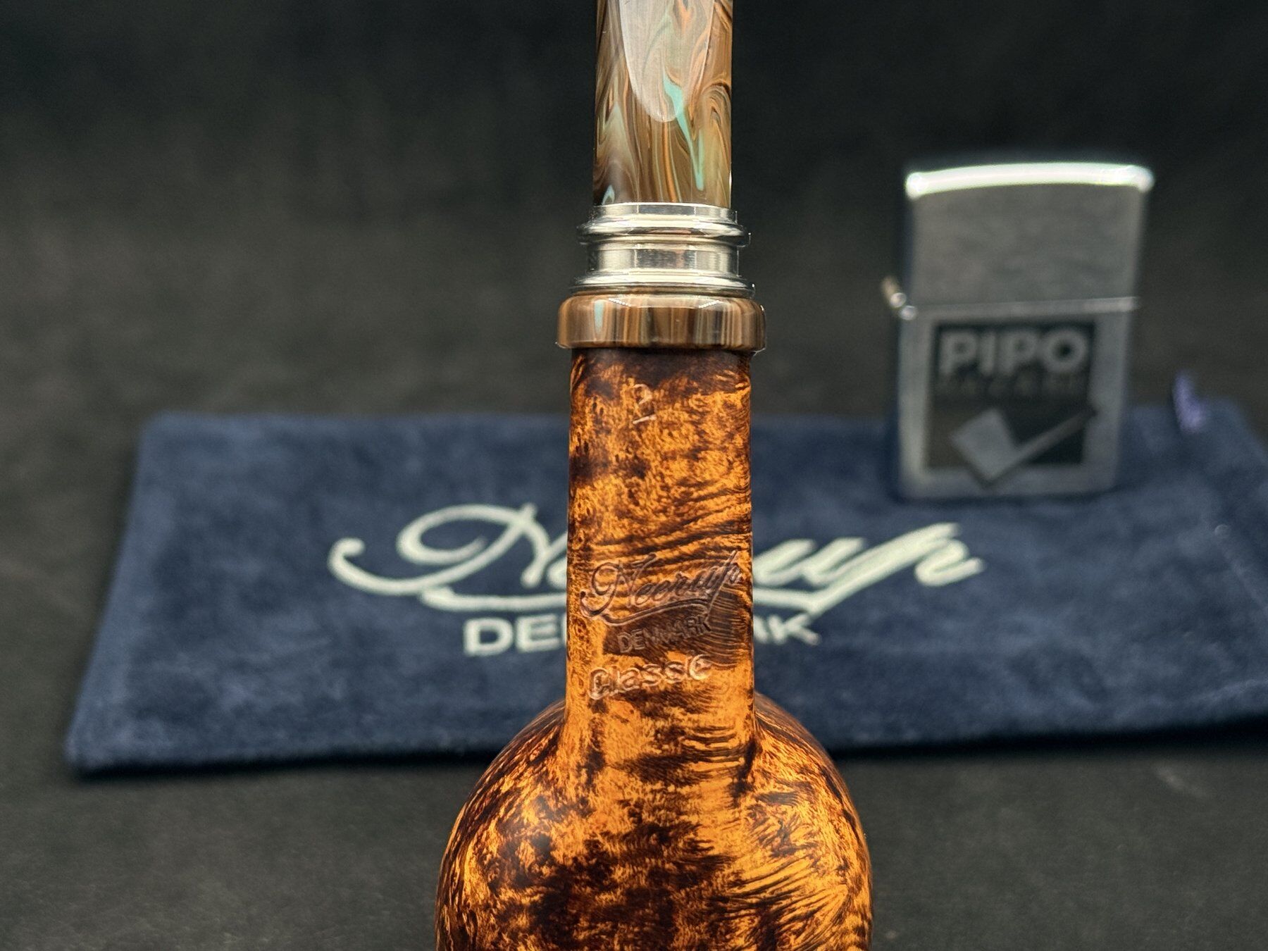 Peder Jeppesen - Neerup Classic GR2 Billiard Pipo | Doğal Doku ve Özgün Ağızlık