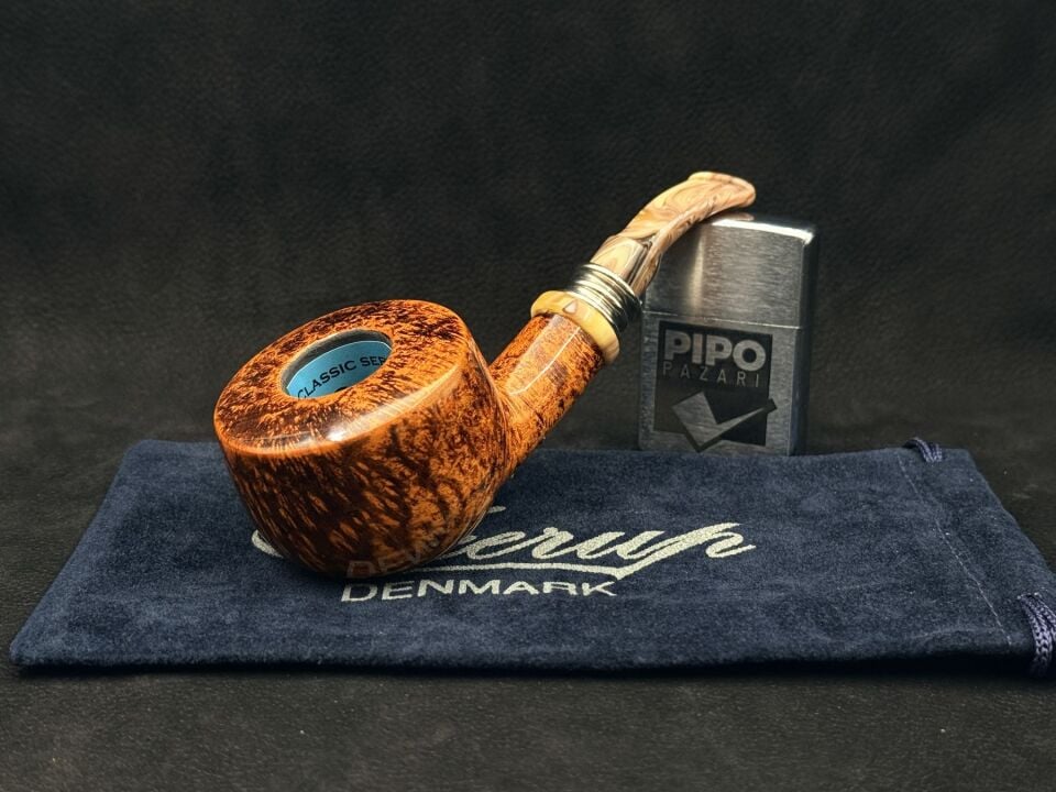 Peder Jeppesen – Neerup Classic GR5 Pot Bent Pipo | Geniş Haznenin Dengeli Zarafeti