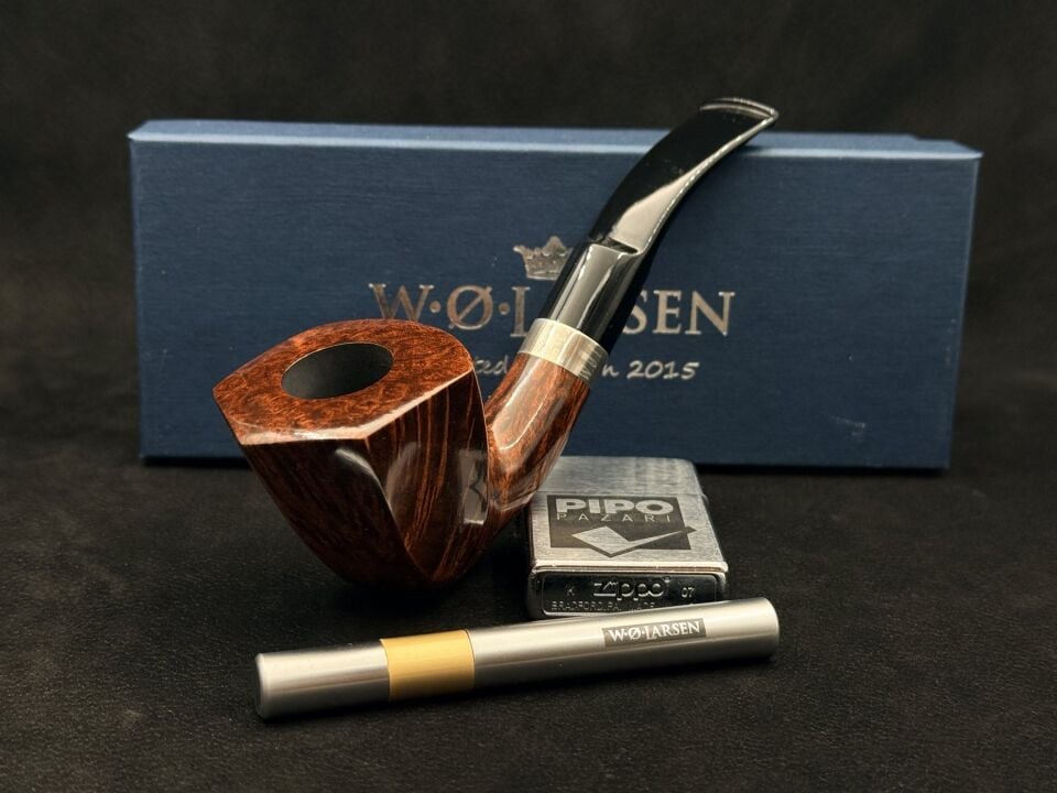 WO Larsen 2015 Limited Edition Dublin Bent Pipo | Silver Ring & 9mm Filtre