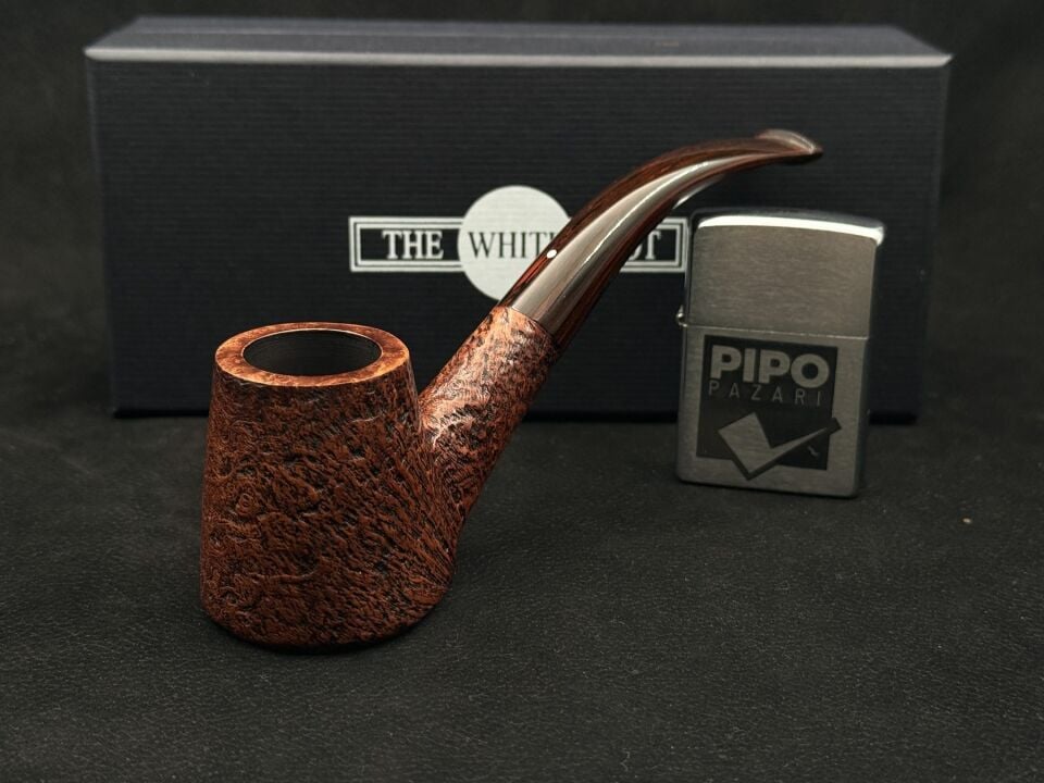 Dunhill Country 5133 Cherrywood Sandblast Pipo | İkonik İngiliz Gücü & Derin Karakter