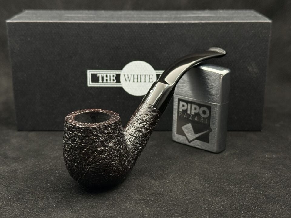 Dunhill Shell Briar 3202 Bent Sandblast Pipo | İkonik Shell Dokusu & Klasik İngiliz Karakteri