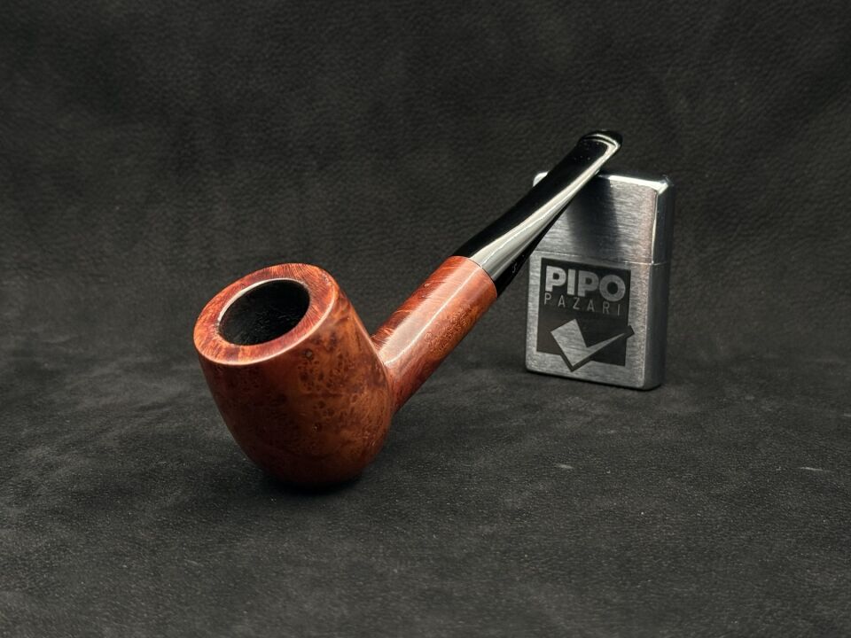 Peterson Kildare X105 Estate Pipo | İrlanda Zarafeti, Güçlü Birdseye Doku