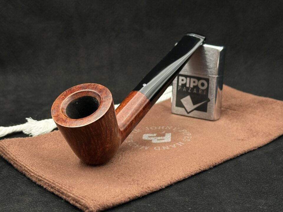 Johnypipes General 208 Billard Pürüzsüz Pipo | İnce Duvarlı Klasik Hat