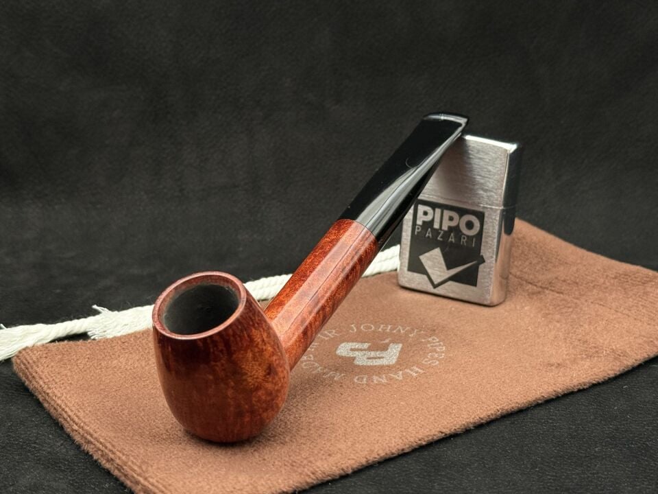 Johnypipes General 267 Billard Pürüzsüz Pipo | İnce Hatlı Klasik Form