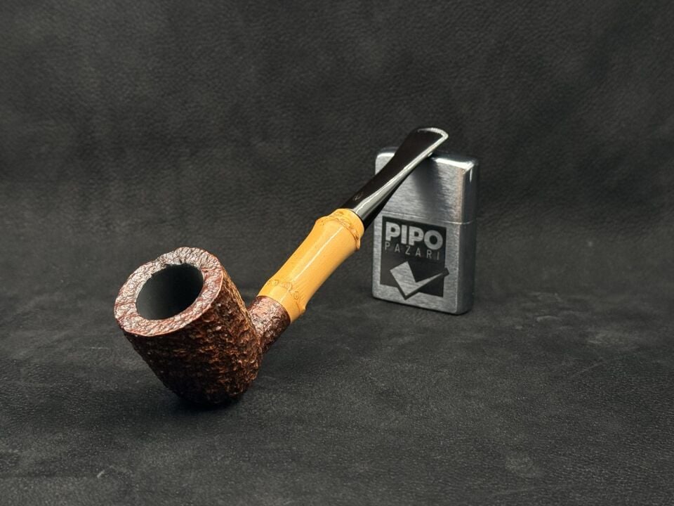 Savinelli Bamboo Dublin | İtalyan Briar ve Bambunun Doğal Zarafeti